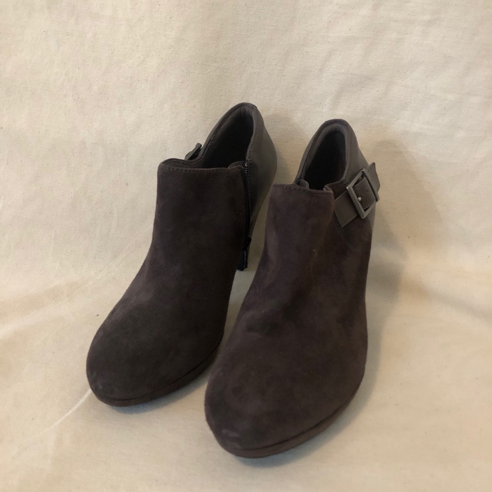 Heeled ankle booties by Clark’s
